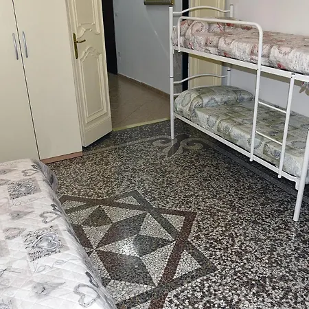 Katiuscia's Little Corner Apartment